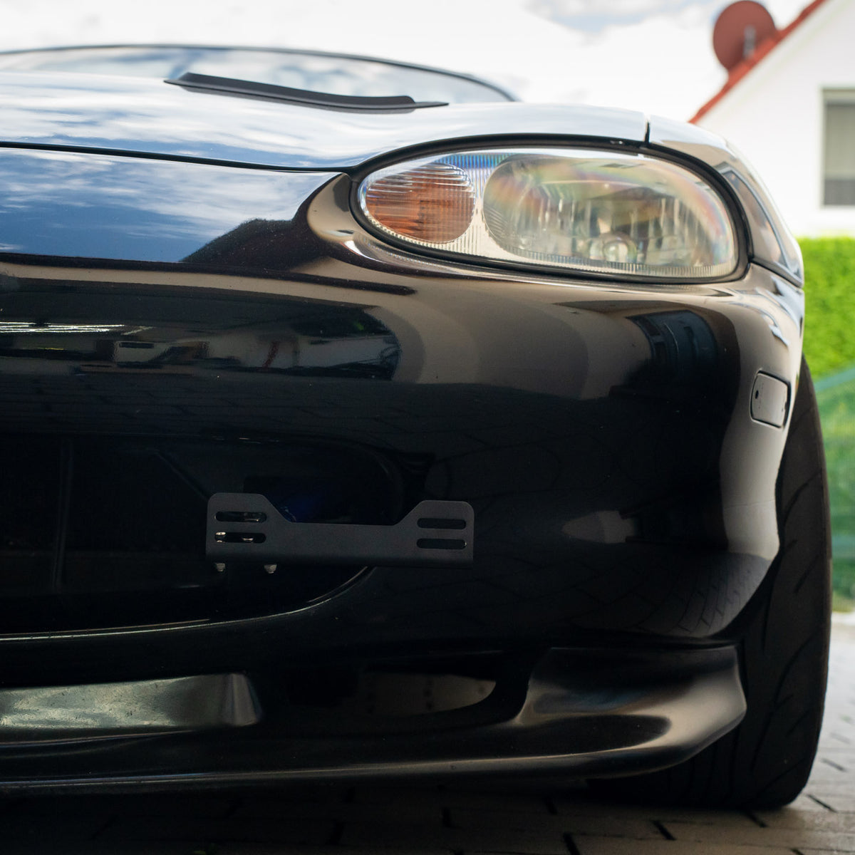 Abnehmbarer "Alfa-Style" Kennzeichenhalter für Mazda MX-5 NA/NB