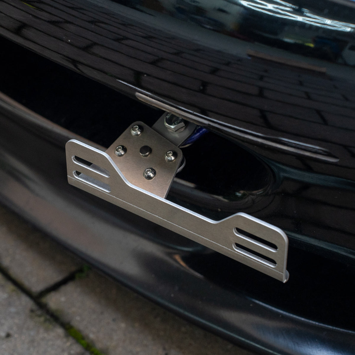 Abnehmbarer "Alfa-Style" Kennzeichenhalter für Mazda MX-5 NA/NB